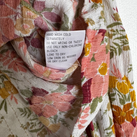 Joie Floral Metallic Peasant Top EUC XL Womens Relaxed Fit Cropped Blouse - Picture 12 of 13